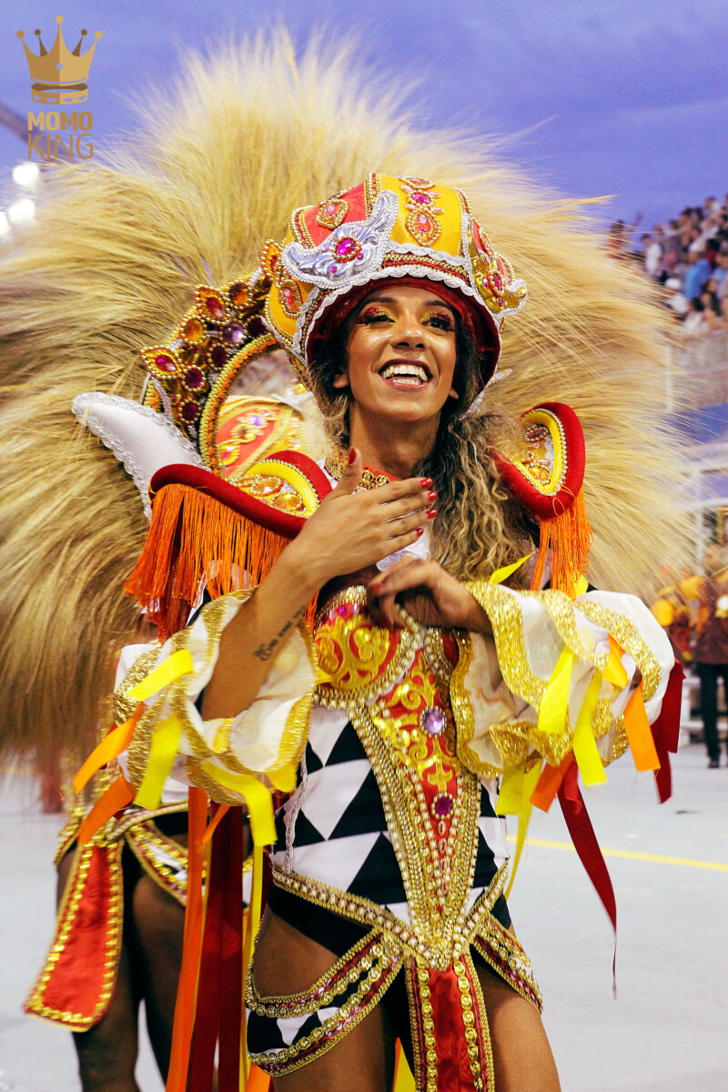 Carnaval 2023 Veja os melhores momentos do 1º dia Dinâmica e Bateria